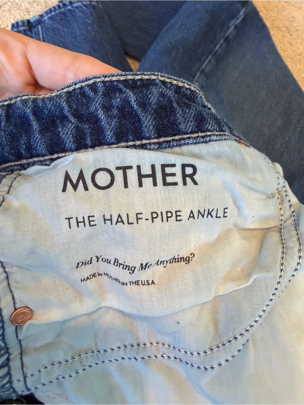 MOTHER Wide Leg Cropped Jeans in Medium Blue Wash half pipe - Picture 5 of 6